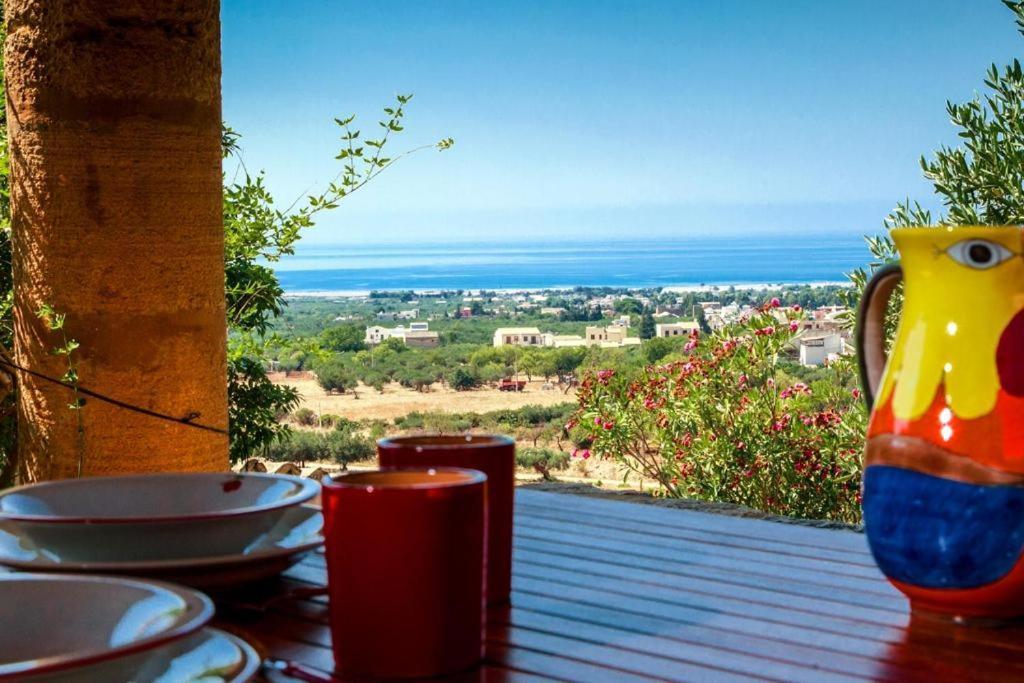 Poggio Di Mare Bed and Breakfast Castelluzzo Buitenkant foto