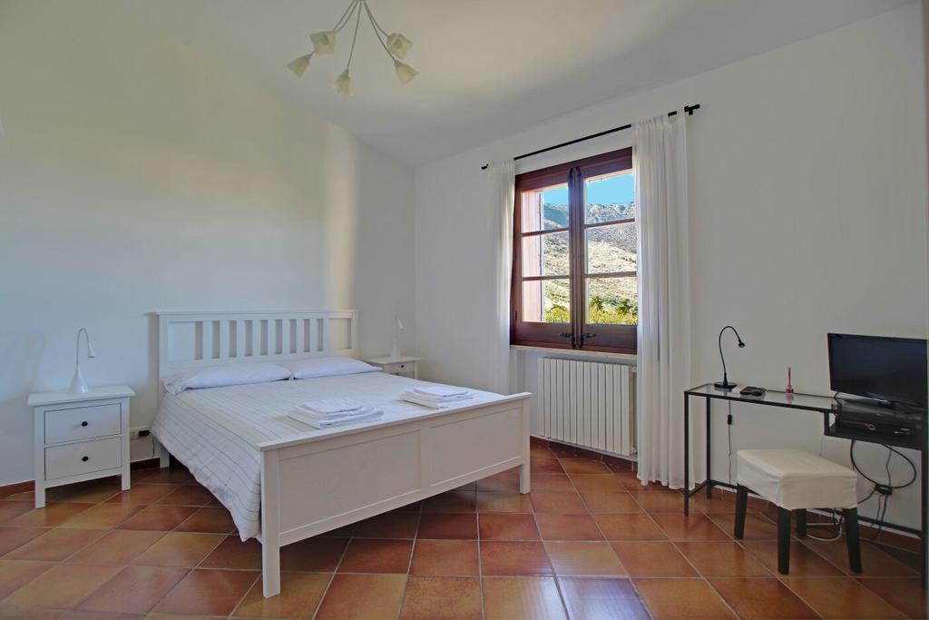 Poggio Di Mare Bed and Breakfast Castelluzzo Buitenkant foto