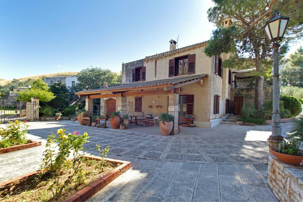 Poggio Di Mare Bed and Breakfast Castelluzzo Buitenkant foto
