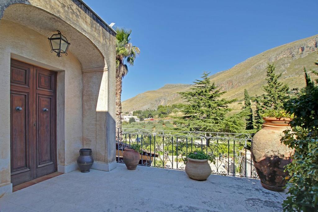 Poggio Di Mare Bed and Breakfast Castelluzzo Buitenkant foto