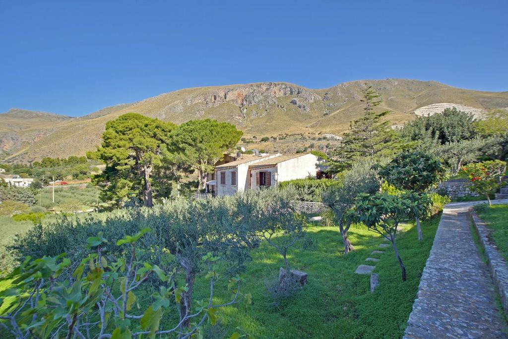Poggio Di Mare Bed and Breakfast Castelluzzo Buitenkant foto